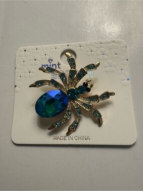 New MINT Spider brooch- aqua/gold